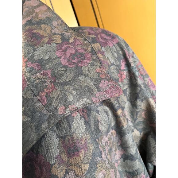 Vintage London Fog rain coat with flowers, size 10P - Picture 8 of 11